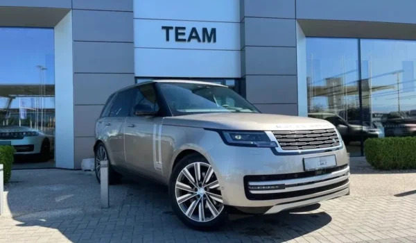 Range Rover L460 3.0D I6 350 PS AWD Auto Autobiography 2025
