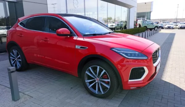 2.0D I4 204 KM MHEV AWD Auto R-Dynamic SE MY21