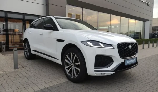 4 075,16 netto/ mies F-Pace MY24 2.0 I4 250 PS AWD Auto R-Dynamic SE