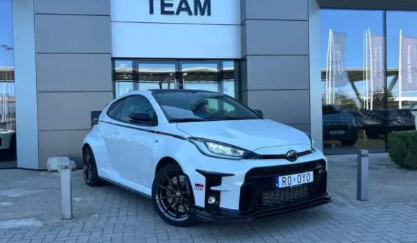 thumb-a59a580322df63089352a920f863ecae