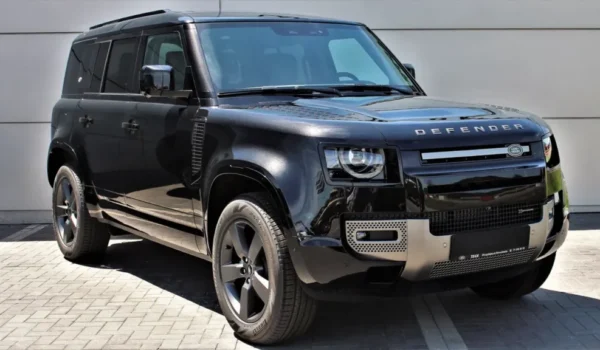 Defender MY24 3.0D I6 300 PS AWD Auto X-Dynamic HSE 110