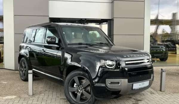 Defender MY25.5 3.0D I6 250 PS AWD Auto X-Dynamic HSE 110