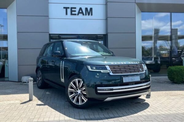 Land-Rover Range-Rover 3.0 Plugin Hybrid 550 KM