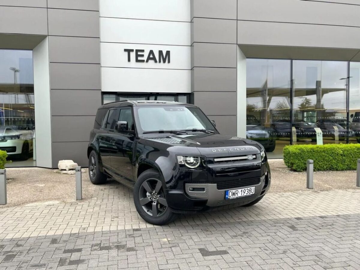 Land-Rover Defender 3.0 Diesel 250 KM