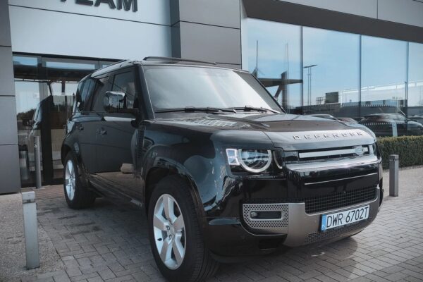 Land-Rover Defender 3.0 Diesel 250 KM
